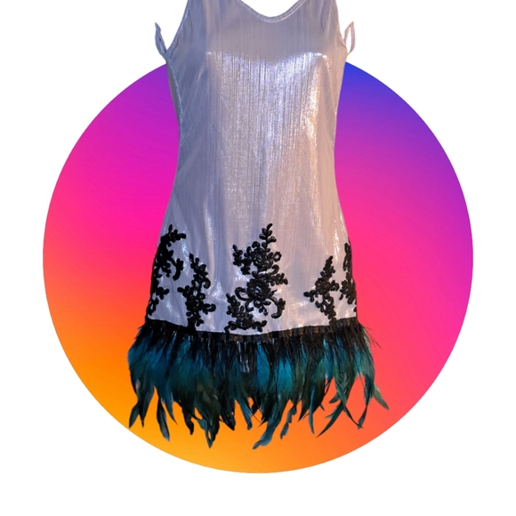 Handmade Ostrich Feather Dress! Made with ♥️♥️♥️ - Picture 4 of 8